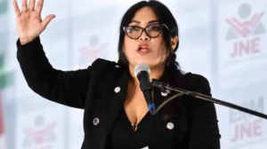 Asesinan a candidata durante actividad de campaña en Caraz, Perú