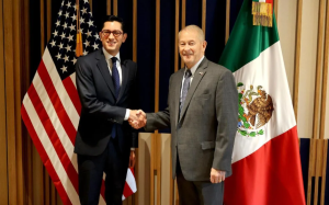 Roberto Velasco y Ronald Johnson destacan avances en cooperación de seguridad México-EU