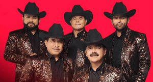 Tucanes de Tijuana y Marca Registrada tocan narcocorridos en Chihuahua